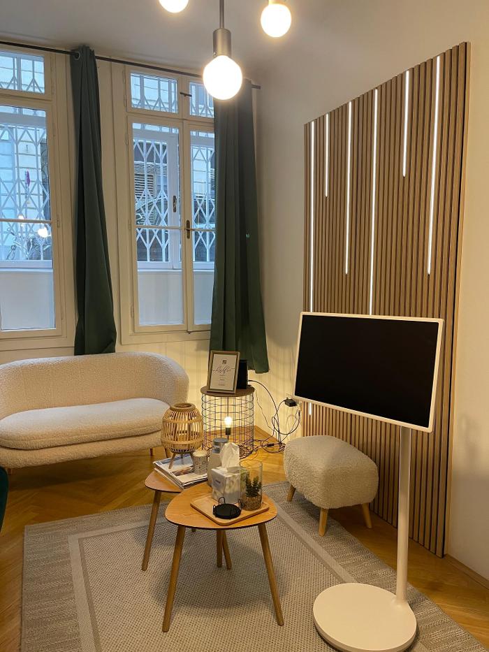 Solar Zen, Weyrgasse in Wien