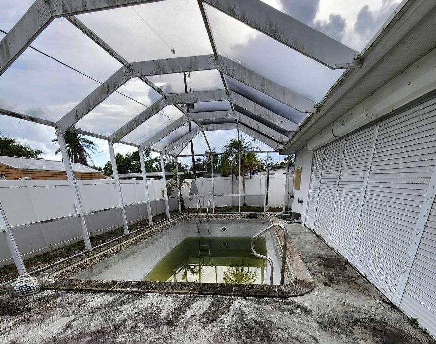 Oasis Outdoor Services - Port Charlotte, FL