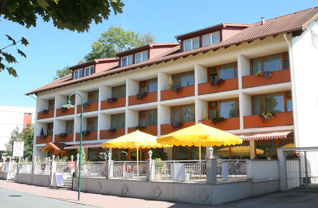 Hotel zum Kastell, Joseph Haydn-Platz in Bad Tatzmannsdorf