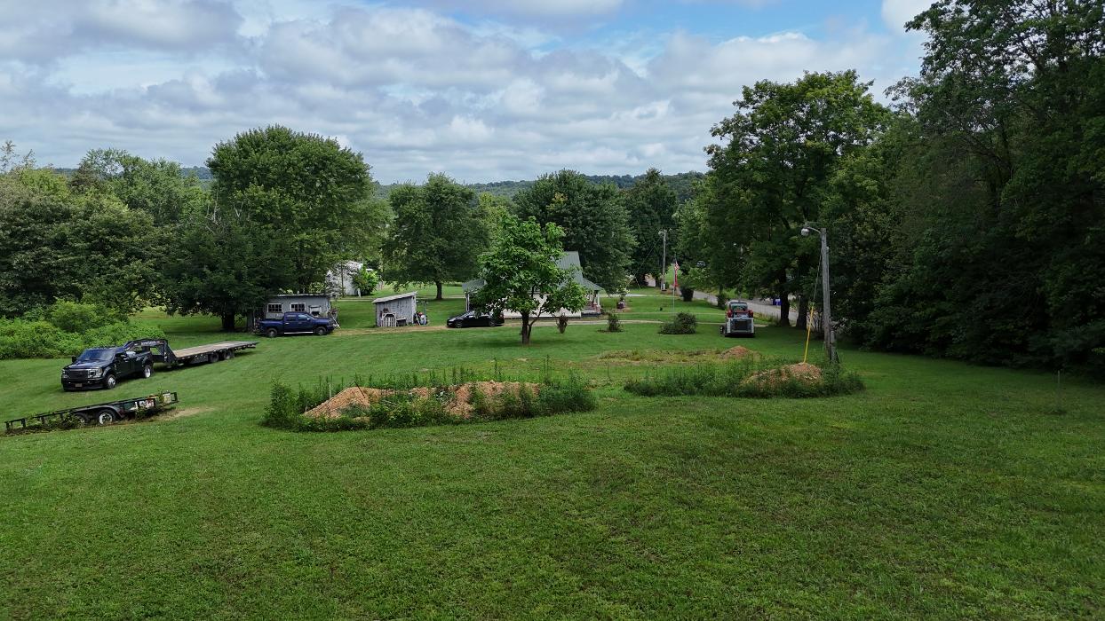 JB Contracting & Excavating INC Image