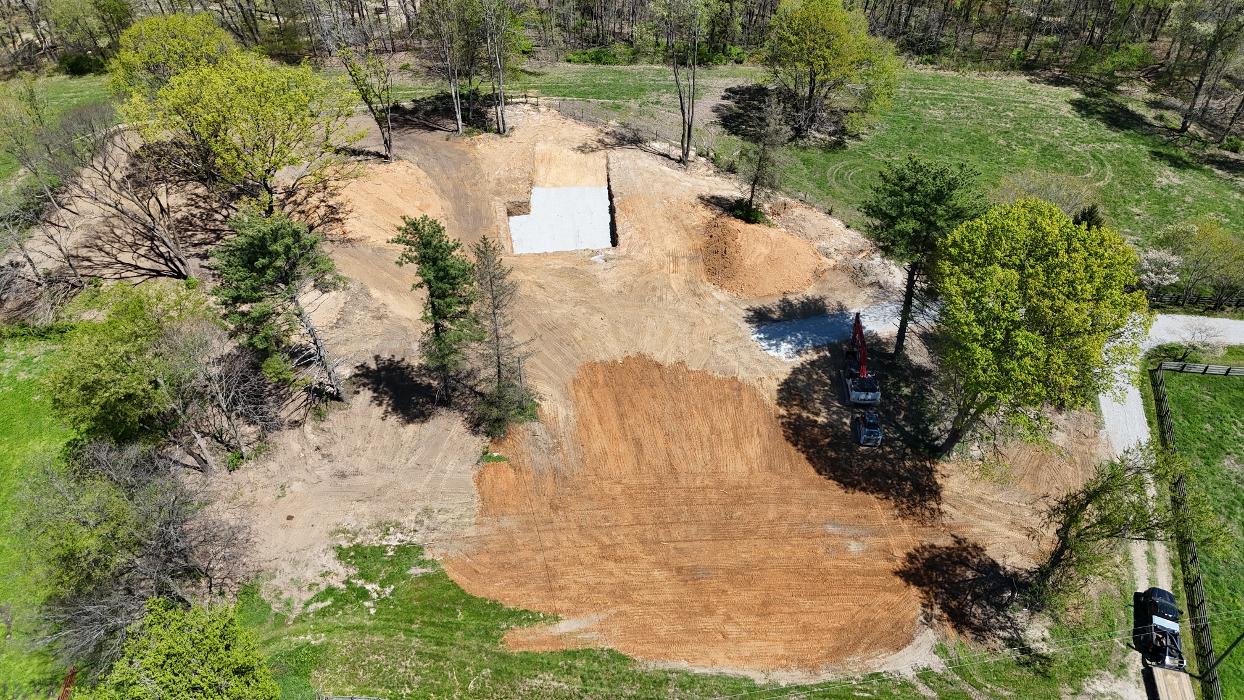 JB Contracting & Excavating INC Image