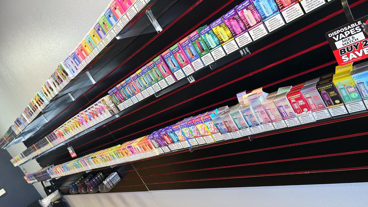Red Star Vapor - Albuquerque, NM