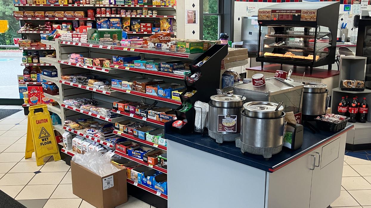 Jolley by Stewart's Shops - Wilmington, VT