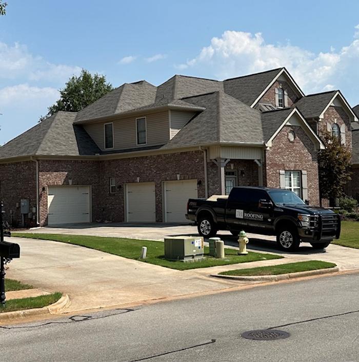 7H Roofing and Construction Image