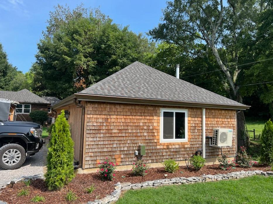 7H Roofing and Construction Image