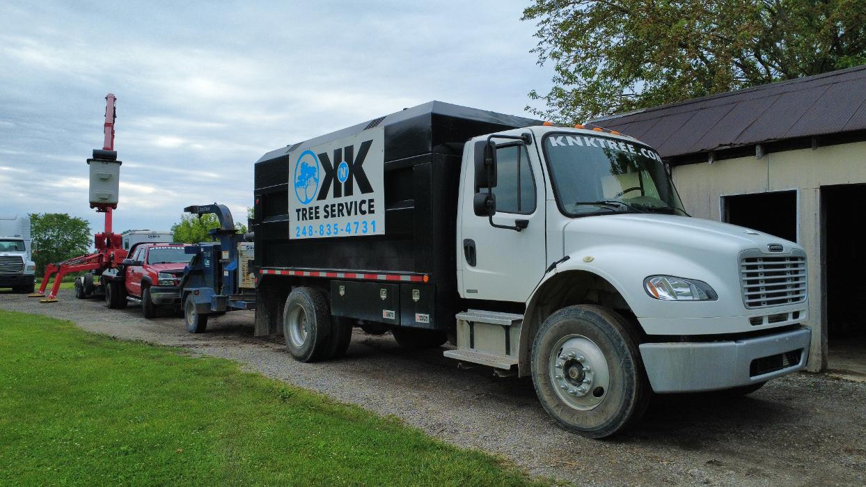K N K Tree Service, LLC Image
