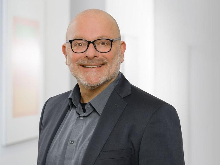 ERGO Agentur Juniorpartner Sascha Becker, Brautrockstraße in Bullay