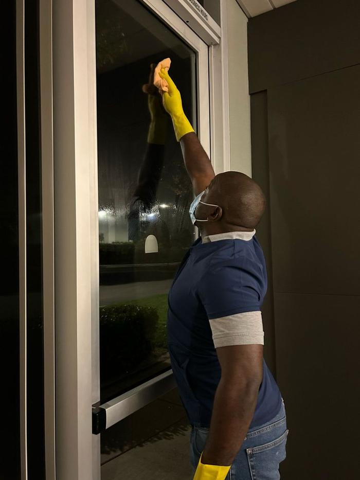 Rosich Cleaning Commercial LLC Image