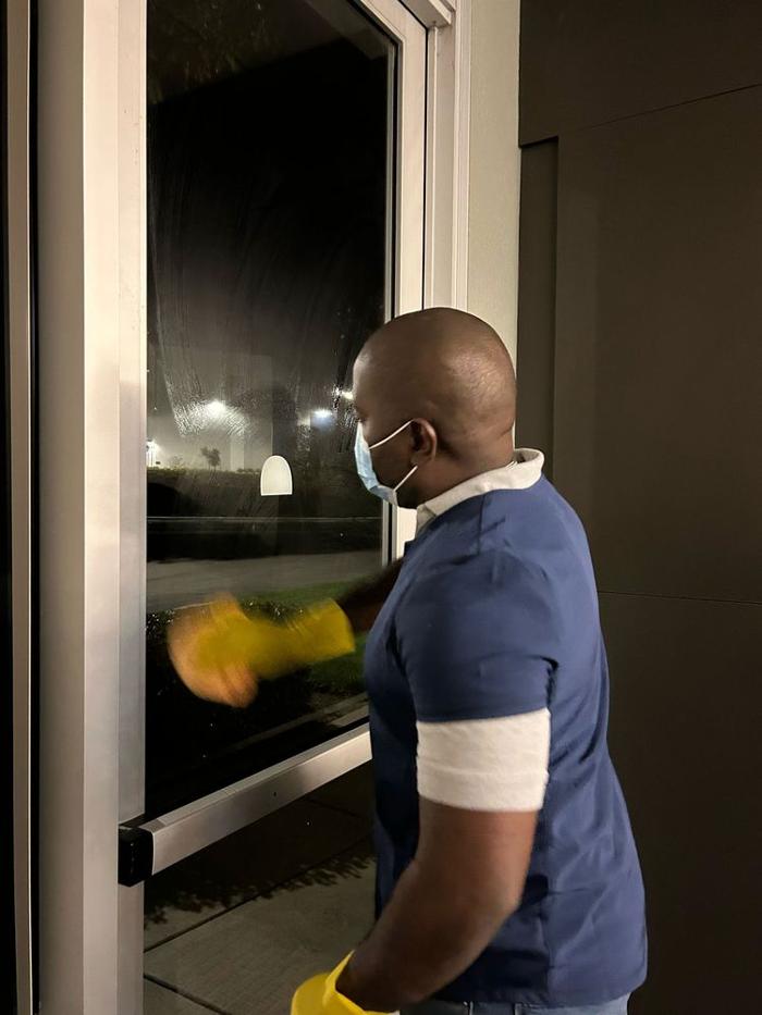 Rosich Cleaning Commercial LLC Image