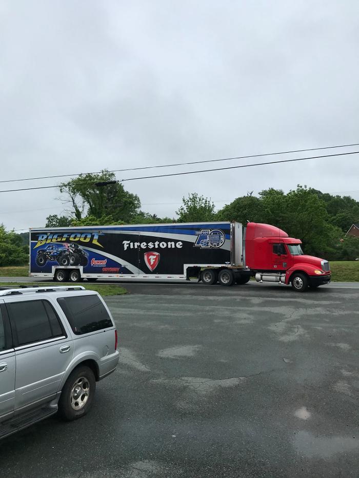 University Tire and Auto Centers - Orange Image