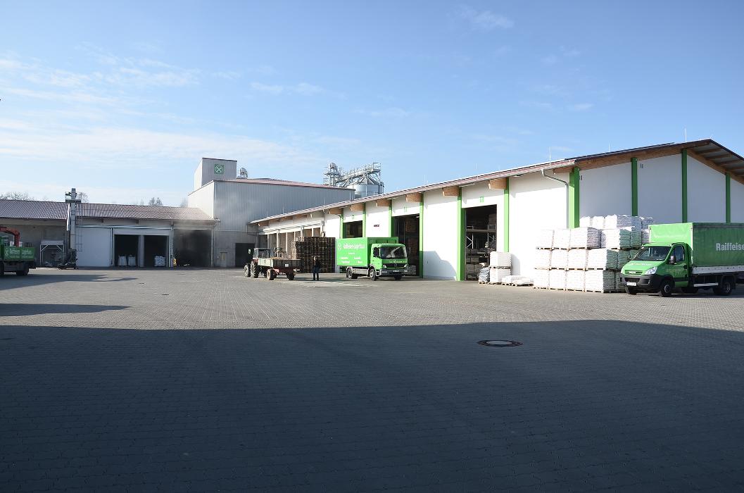 Raiffeisen Waren GmbH Oberbayern Südost - Hauptstandort Fridolfing, Kaltenbrunn in Fridolfing