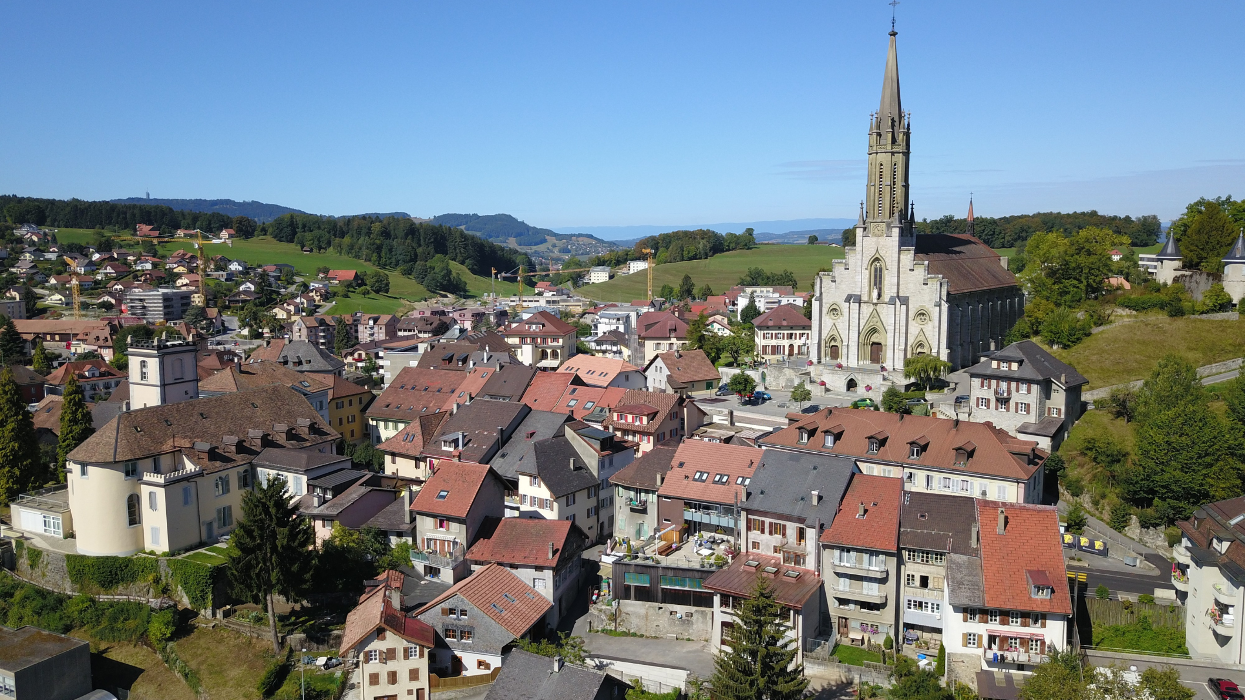 VB Immobilier Sàrl, Place d'Armes in Châtel-Saint-Denis