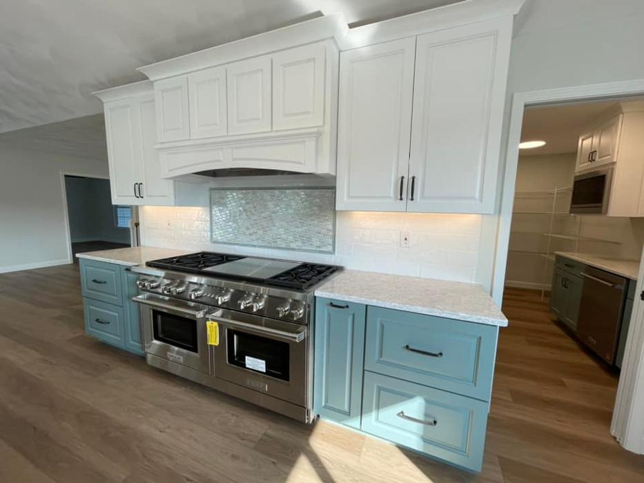 Custom Floors & More Inc. - Belleville, IL