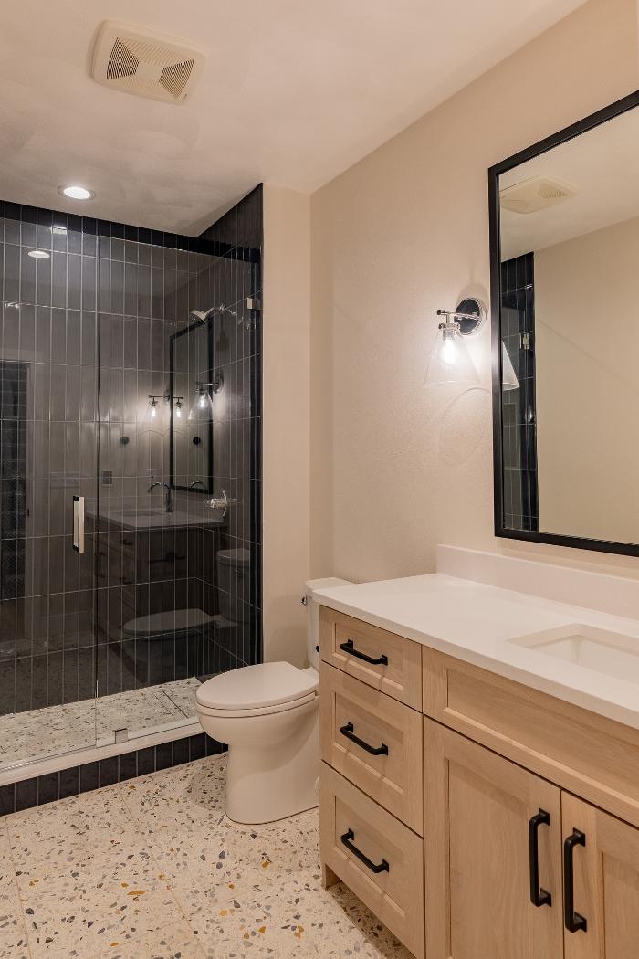 Custom Floors & More Inc. - Belleville, IL