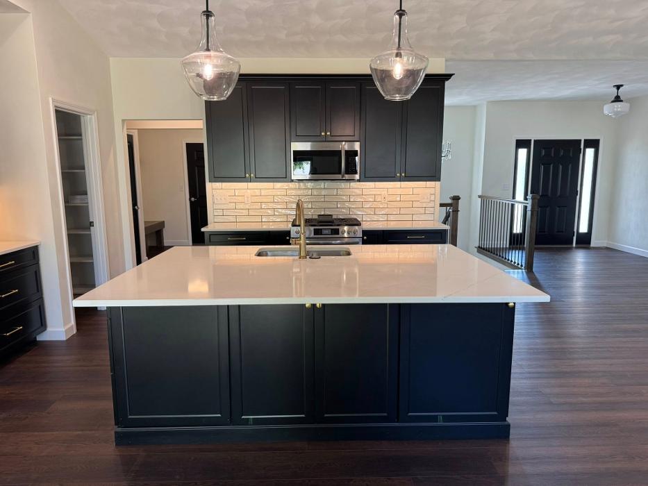 Custom Floors & More Inc. - Belleville, IL