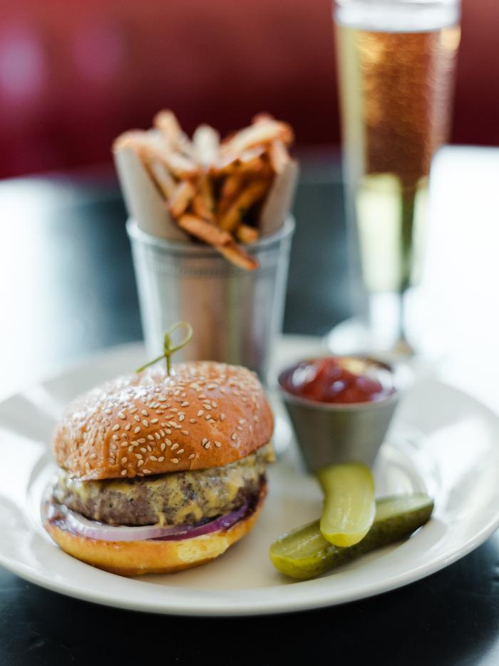 Walloon's Restaurant Image