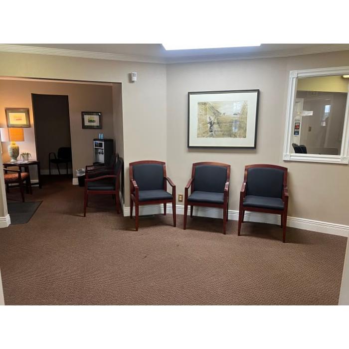 Dental Arts on the Square Logo