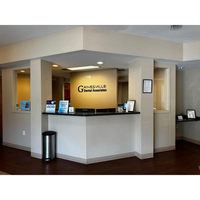 Gainesville Dental Associates Logo