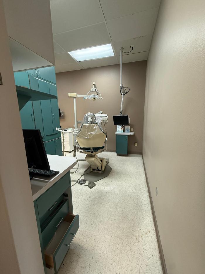 Perfect Teeth Dental - Four Hills Image