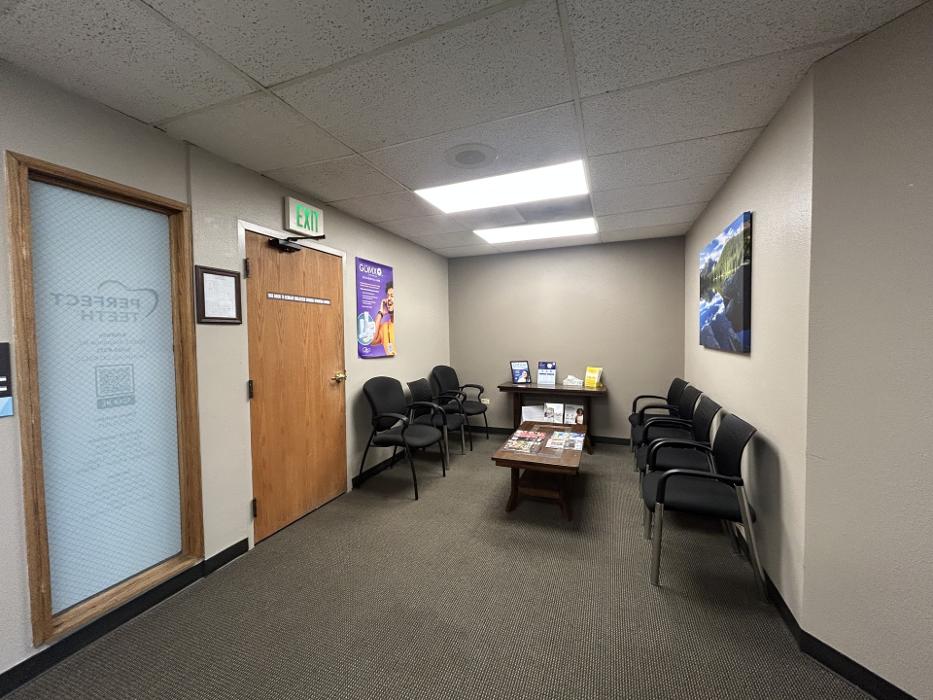 Perfect Teeth Dental - Arapahoe Image