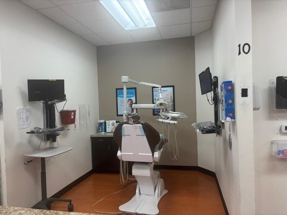 Brident Dental & Orthodontics Image