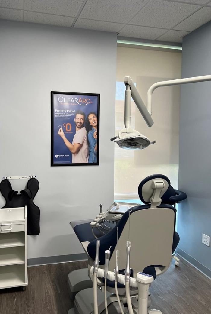 Western Dental &amp; Orthodontics Logo