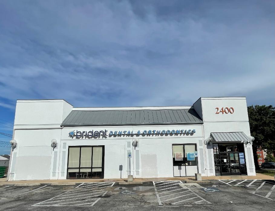 Brident Dental &amp; Orthodontics Logo