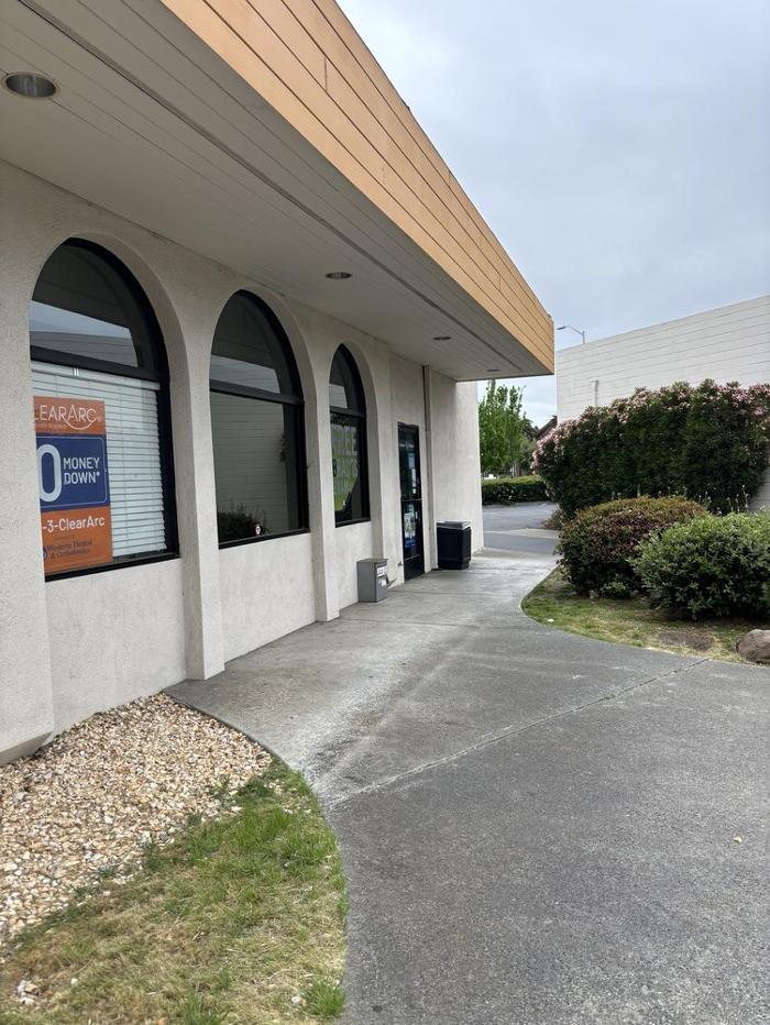 Western Dental &amp; Orthodontics Logo