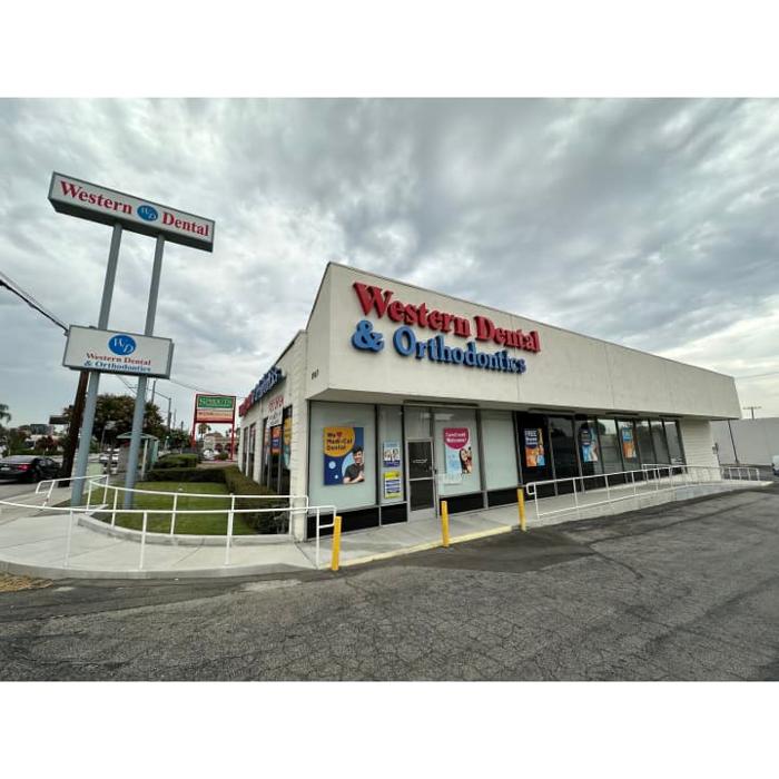 Western Dental &amp; Orthodontics Logo