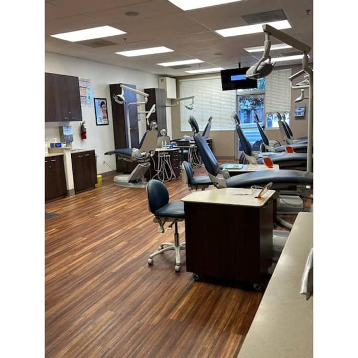 Western Dental &amp; Orthodontics Logo