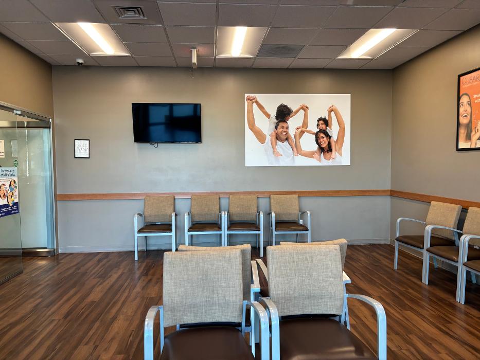 Western Dental &amp; Orthodontics Logo