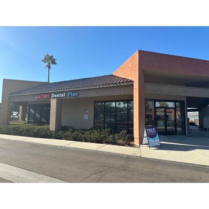 Western Dental &amp; Orthodontics Logo