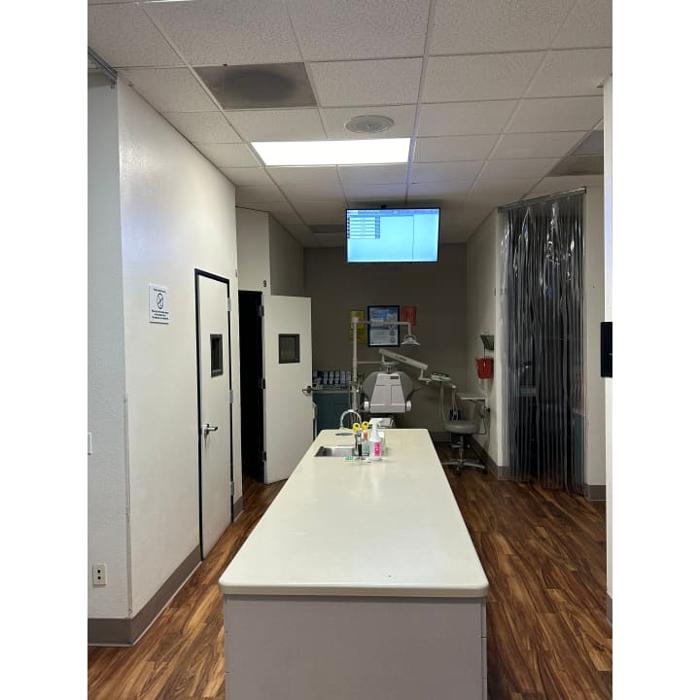 Western Dental &amp; Orthodontics Logo