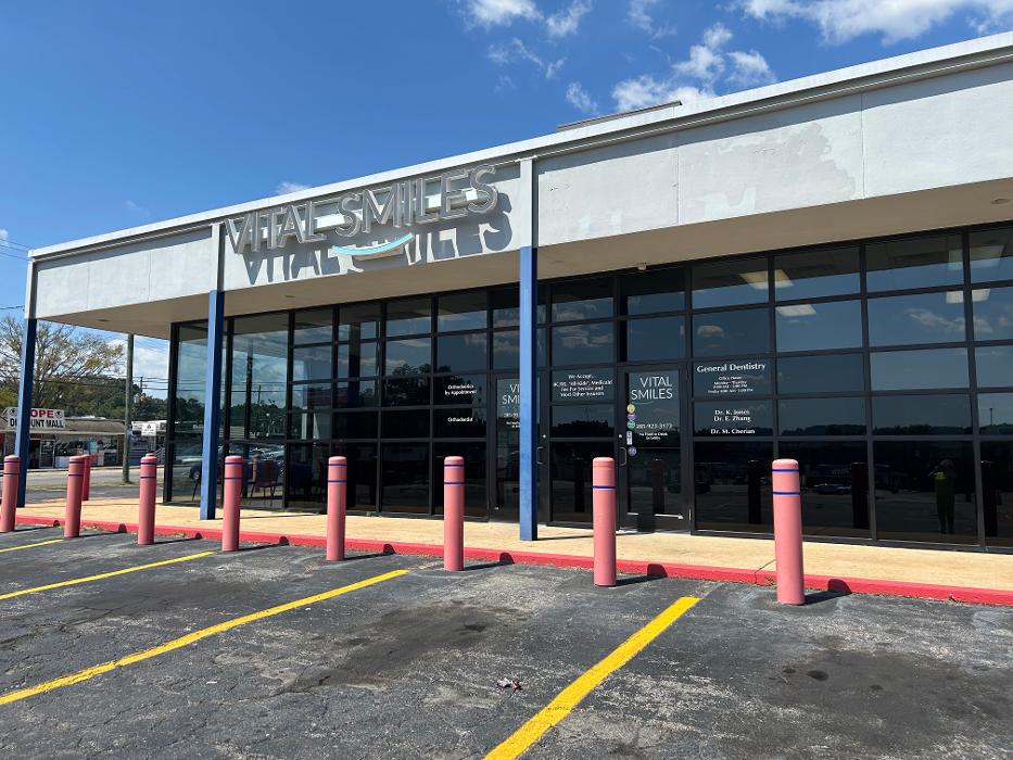 Vital Smiles Dental & Orthodontics Image