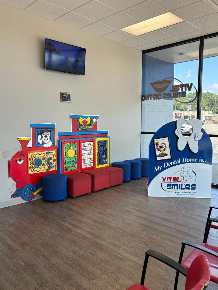 Vital Smiles Dental & Orthodontics Image