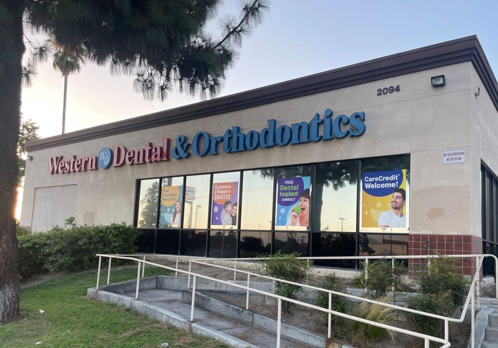 Western Dental &amp; Orthodontics Logo