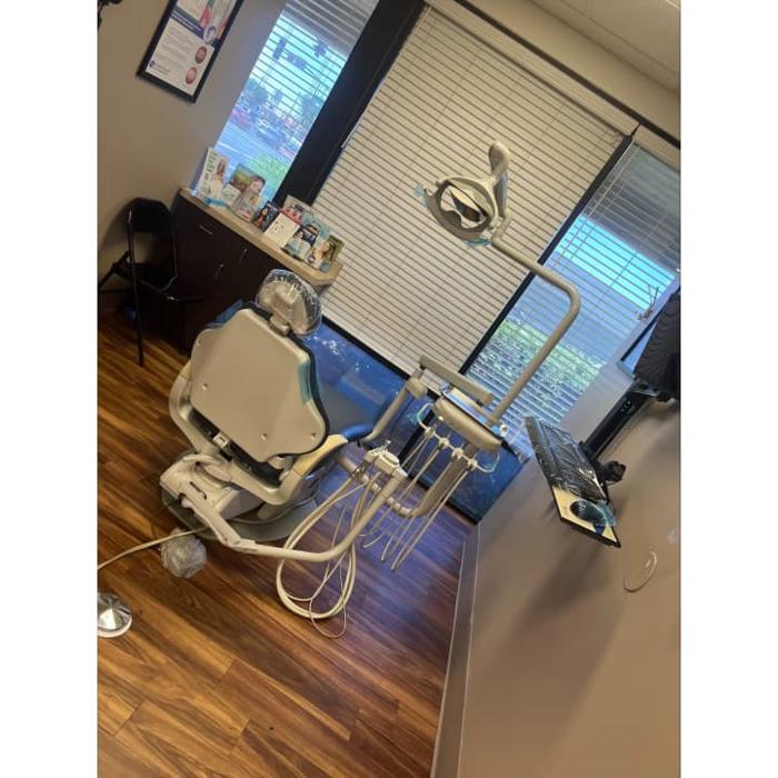 Western Dental &amp; Orthodontics Logo