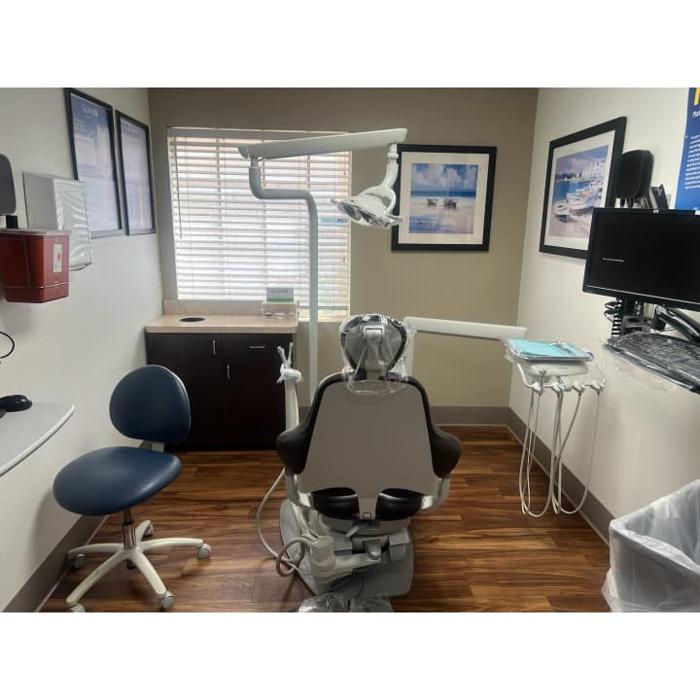 Western Dental &amp; Orthodontics Logo