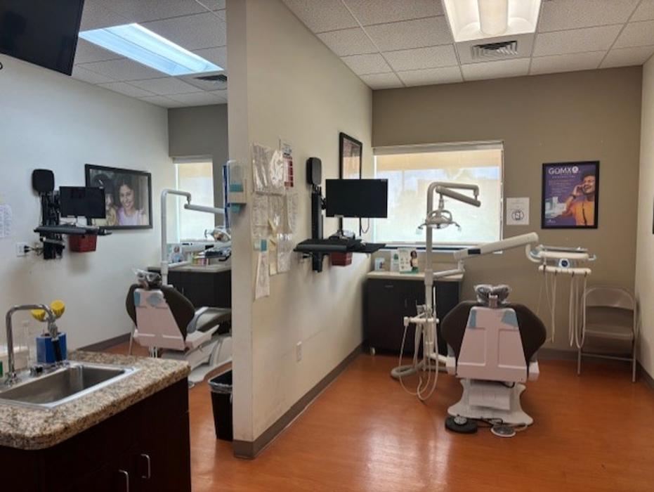 Brident Dental & Orthodontics Image