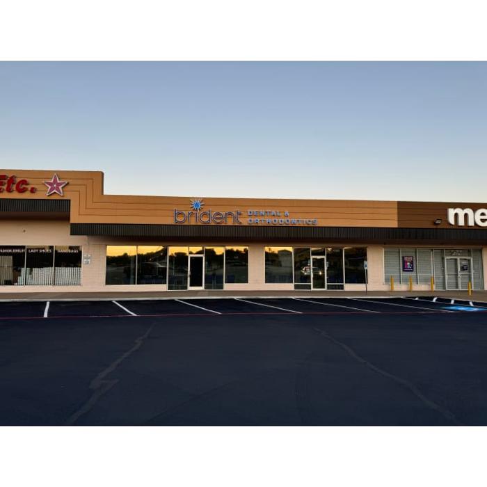 Brident Dental &amp; Orthodontics Logo