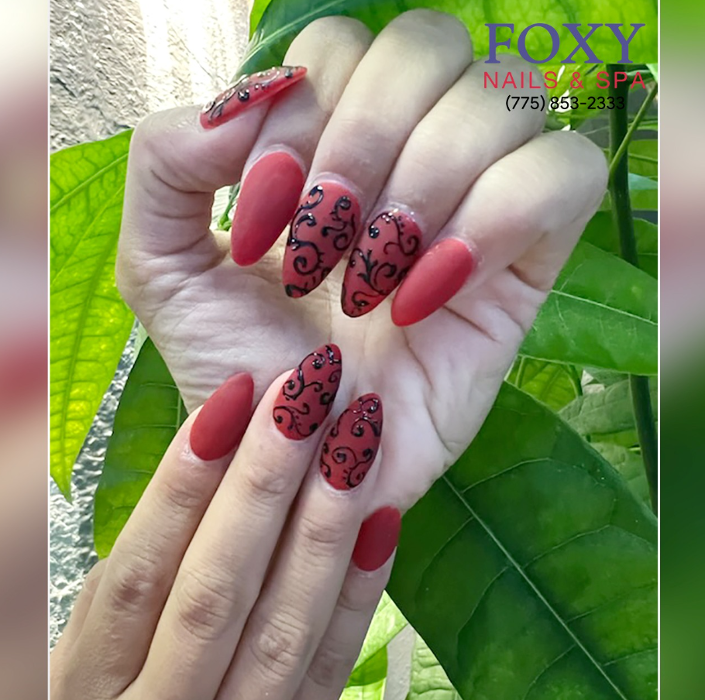 Foxy Nails Image