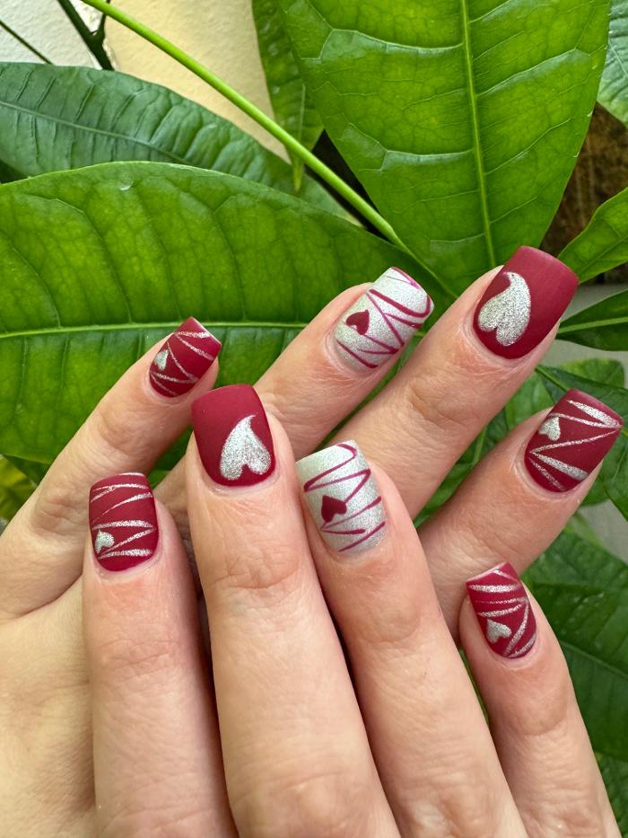 Foxy Nails Image