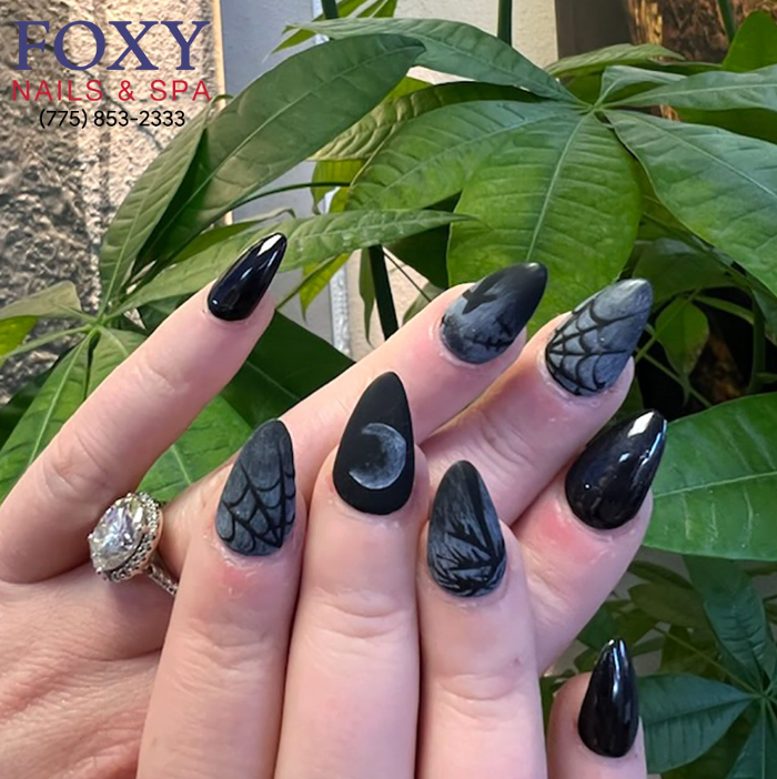 Foxy Nails Image