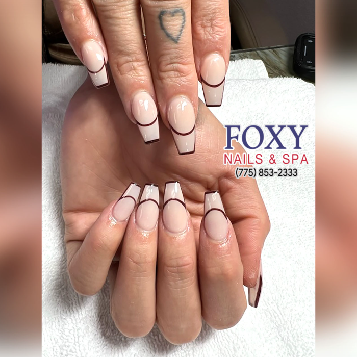 Foxy Nails Image