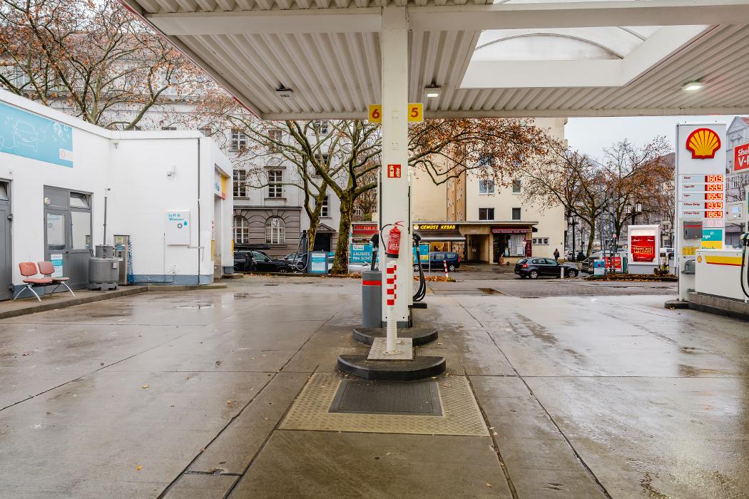 Shell Recharge Charging Station, Kaiserdamm in Berlin