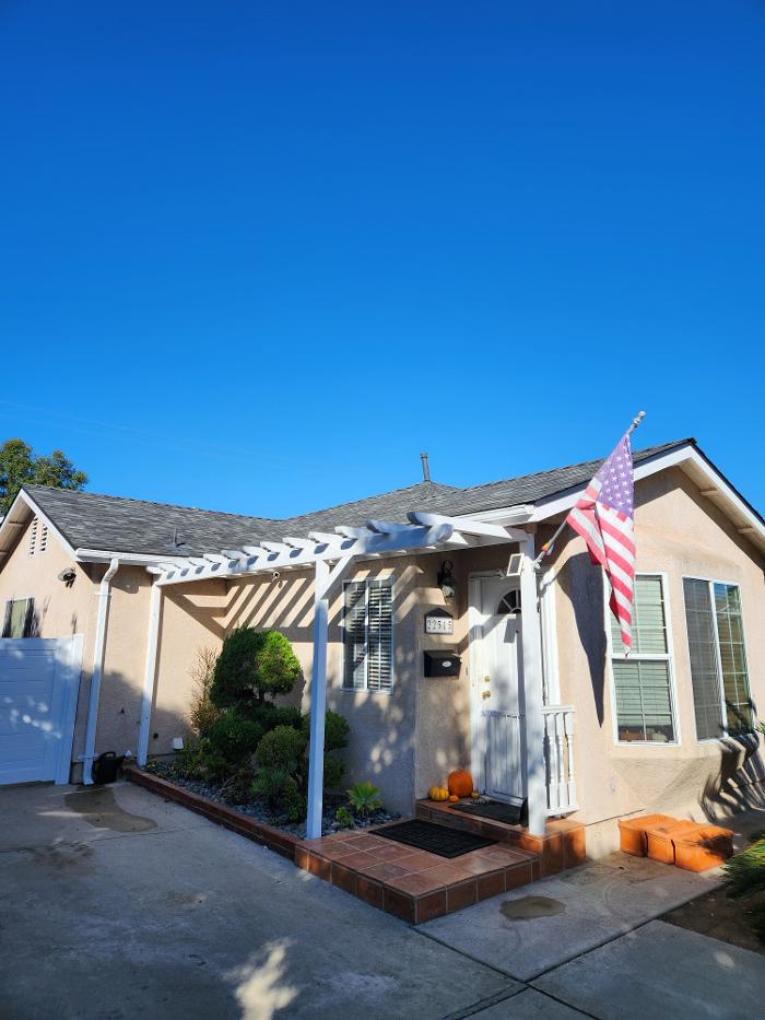 EC Renewables Inc Image