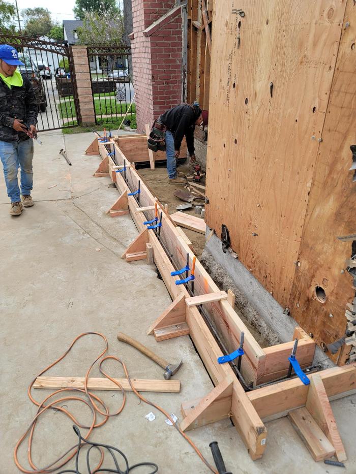 EC Renewables Inc Image