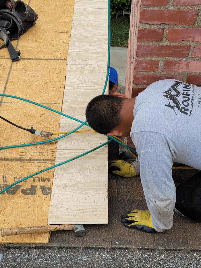 EC Renewables Inc Image