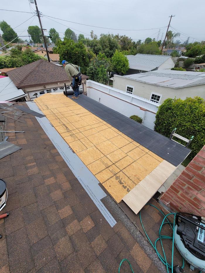 EC Renewables Inc Image