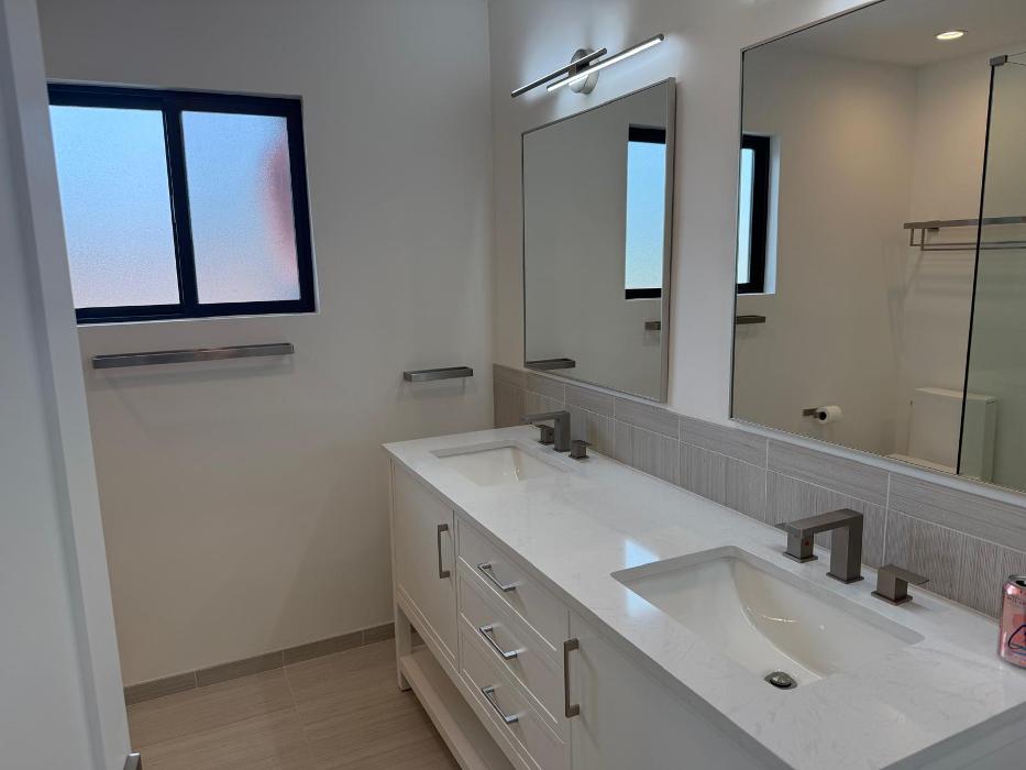 EC Renewables Inc Image